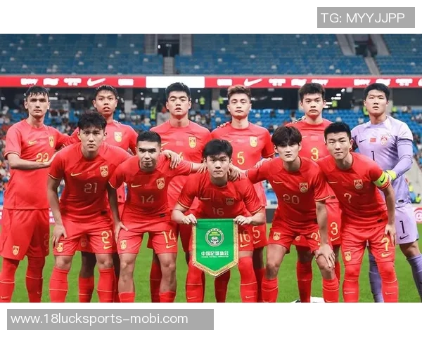 国足新名单年龄结构分析：老将占比显著中青力量均衡发展